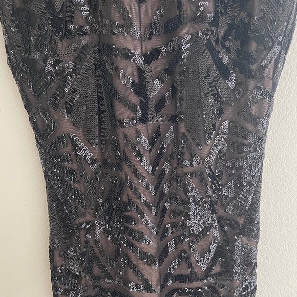 DRESS the POPULATION Black Cap Sleeve Sequin Midi Dress/Open Back: NWOT! SMALL - Picture 6 of 9